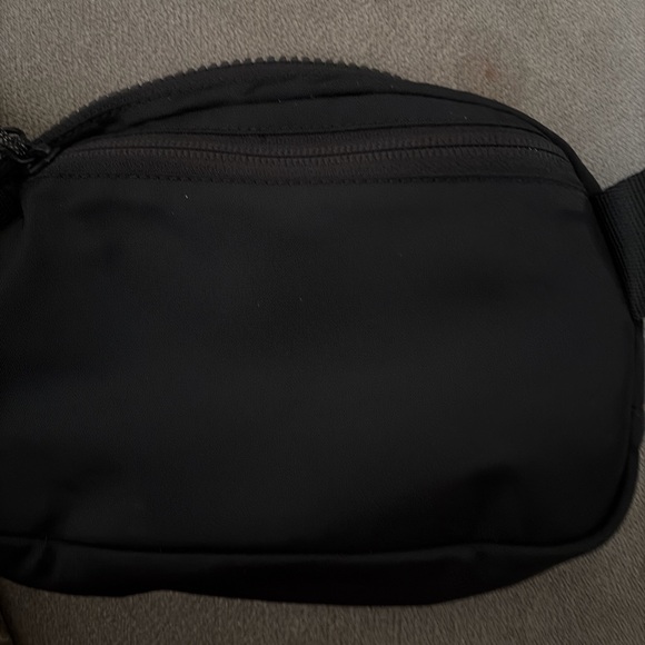 lululemon athletica Midnight Black Belt Bag - Picture 2 of 3